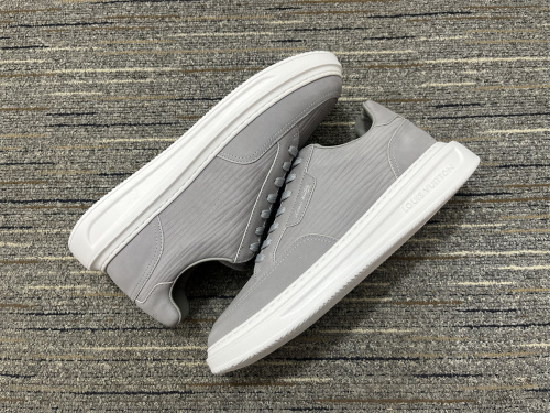 Men  L*ouis V*uitton Top Sneakers