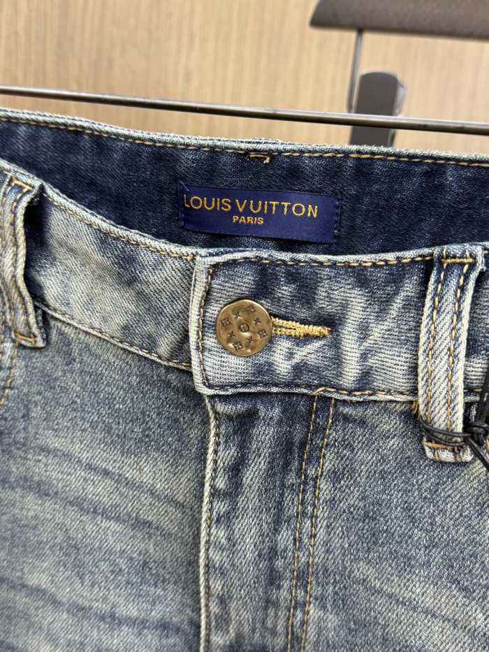L*ouis V*uitton Top Quality