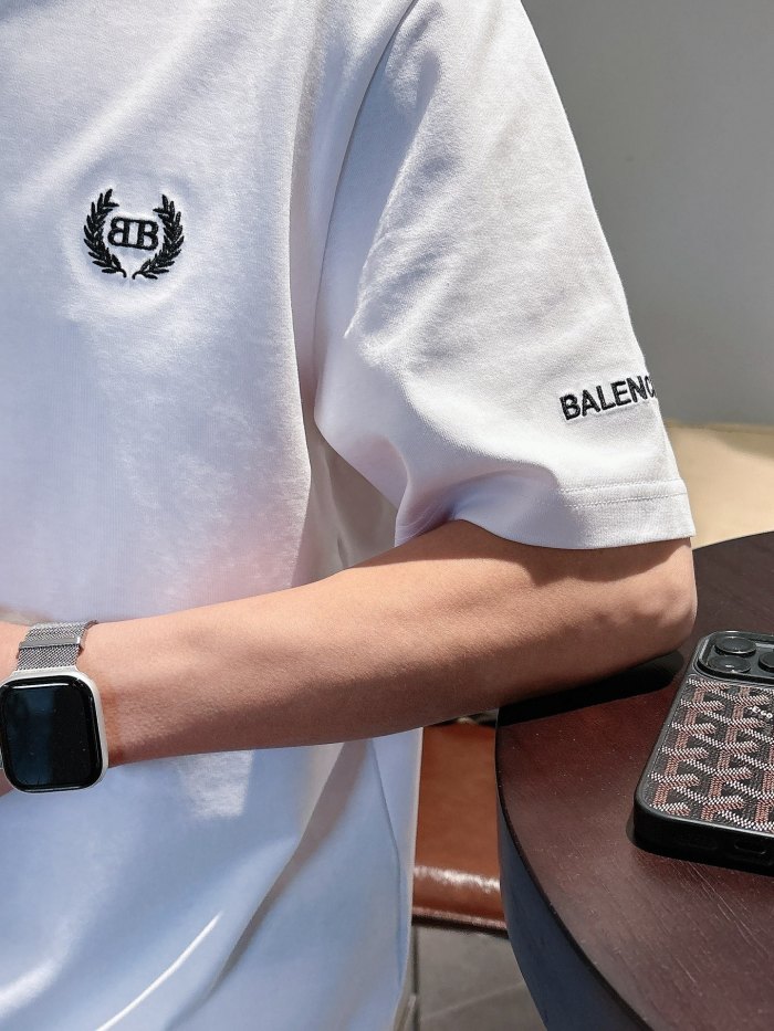 B*alenciaga  Top Quality