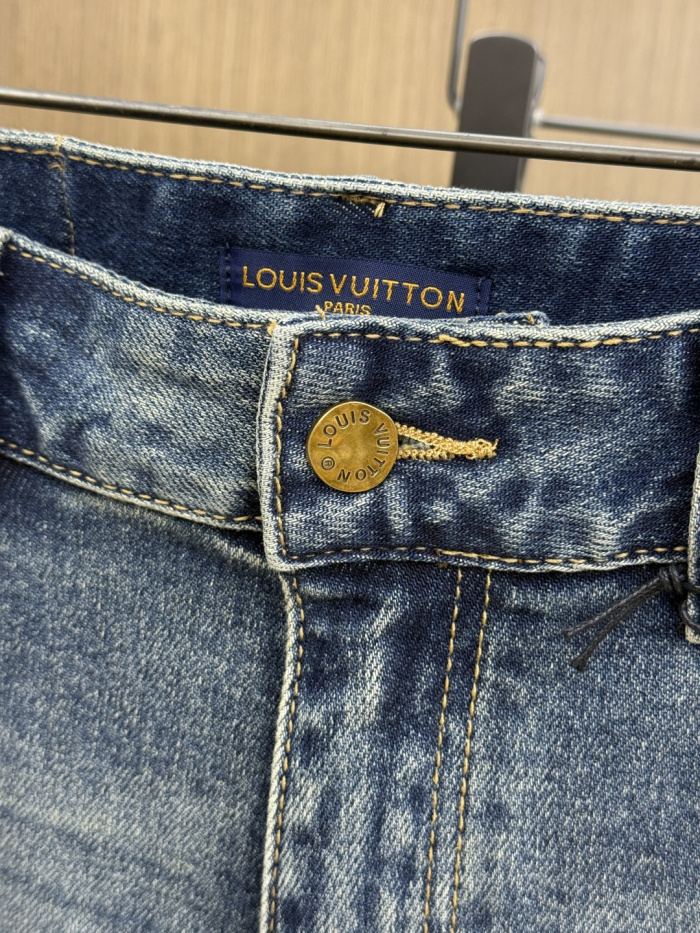 L*ouis V*uitton Top Quality
