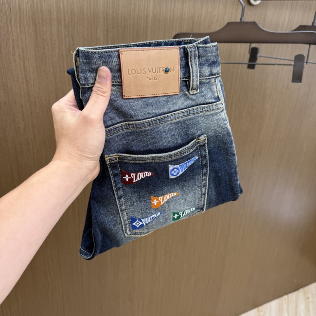 L*ouis V*uitton Top Quality