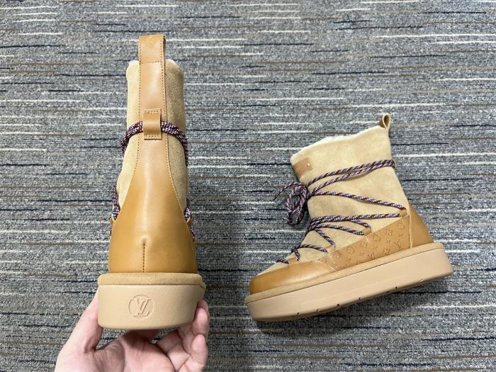 Women L*ouis V*uitton Top Quality Boot