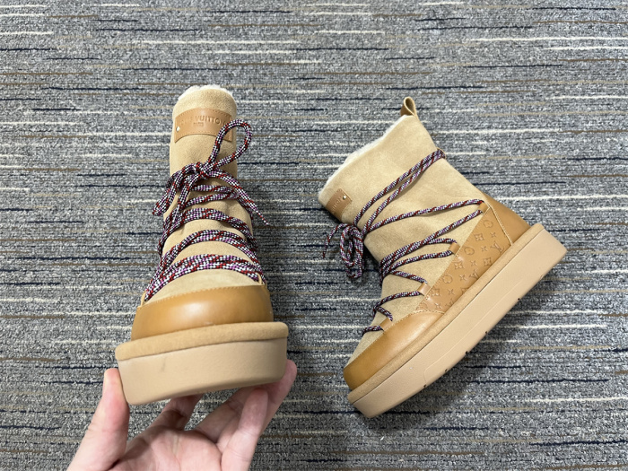 Women L*ouis V*uitton Top Quality Boot