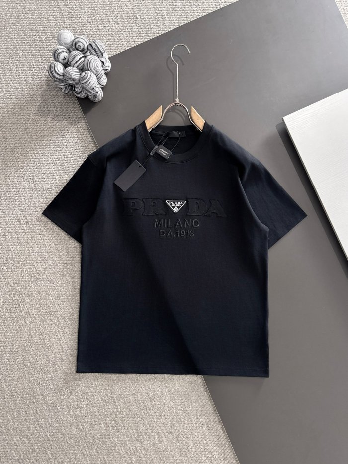 P*rada  Top Quality