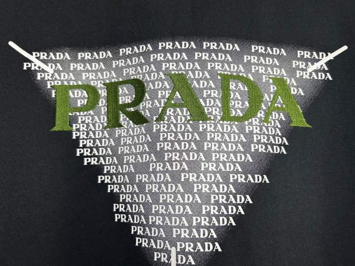 P*rada  Top Quality