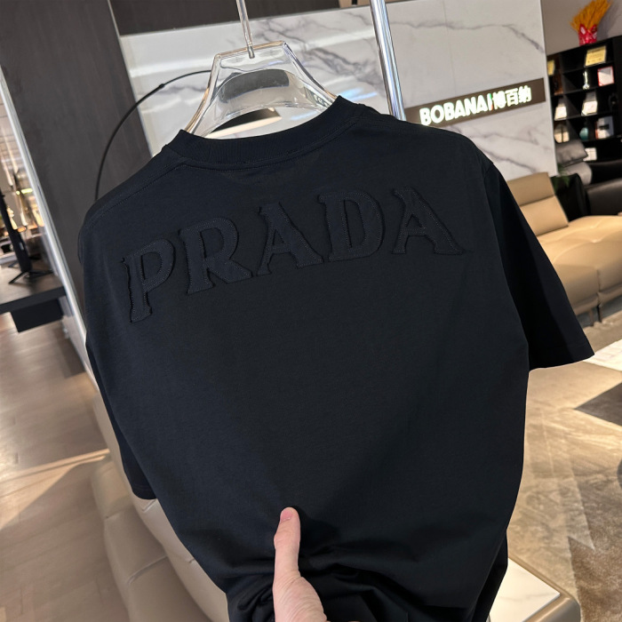P*rada  Top Quality