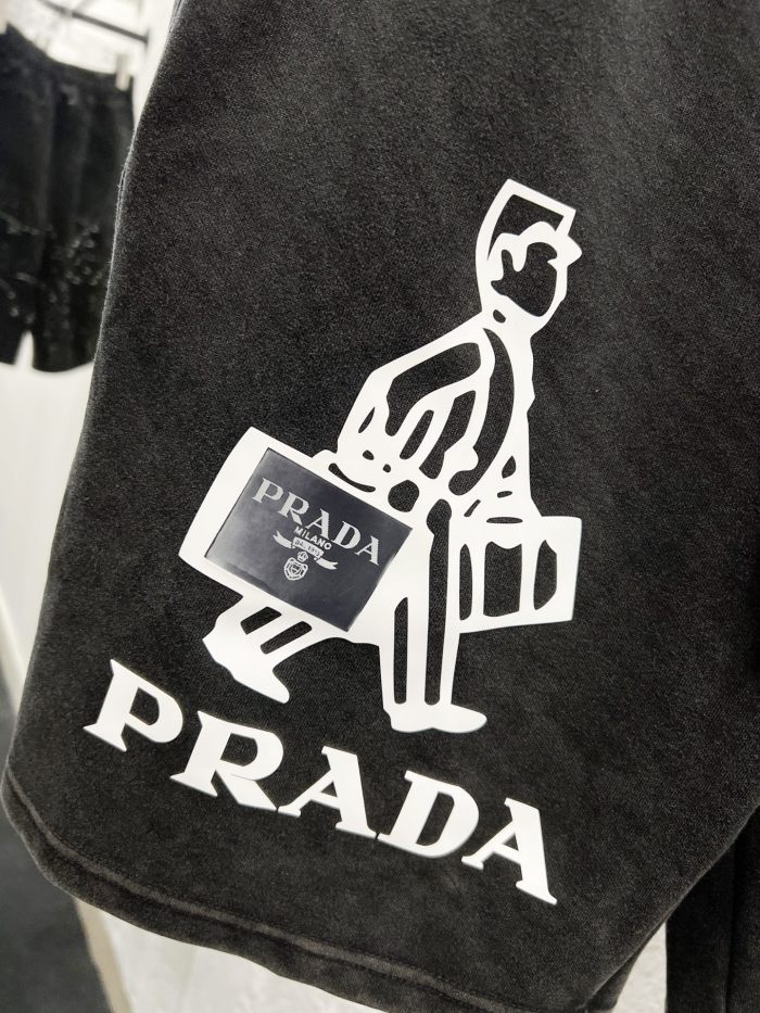 P*rada  Top Quality