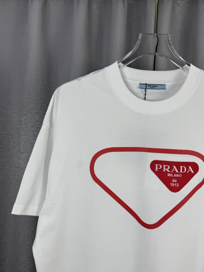 P*rada  Top Quality