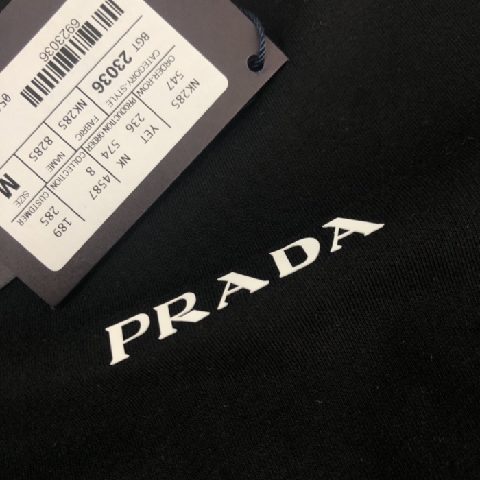 P*rada  Top Quality