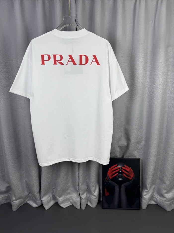 P*rada  Top Quality
