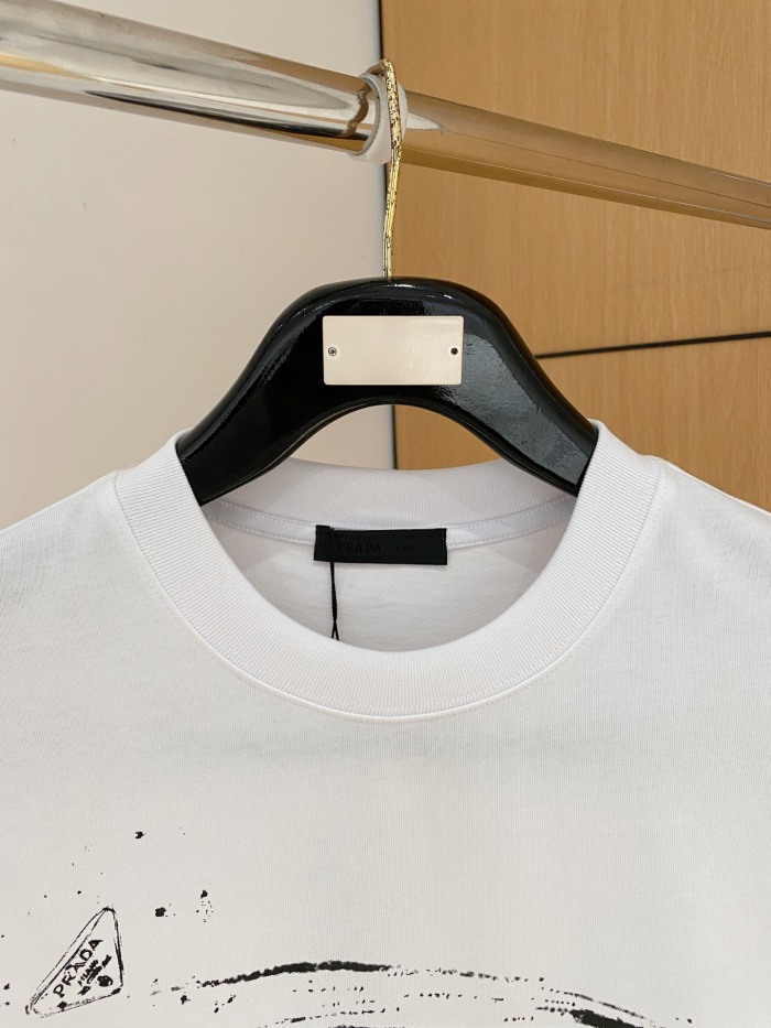 P*rada  Top Quality
