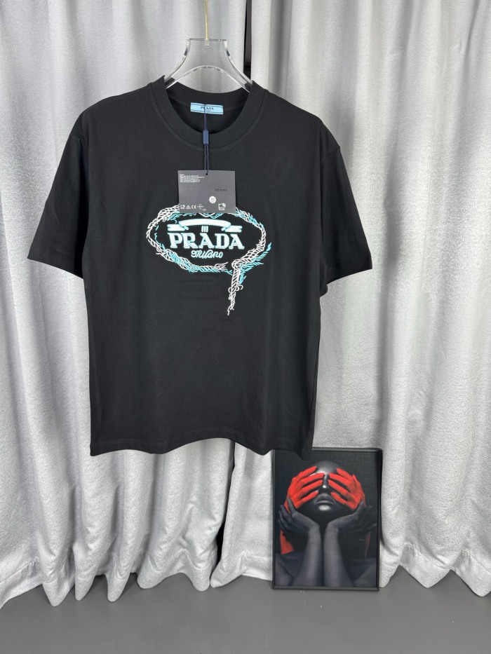 P*rada  Top Quality