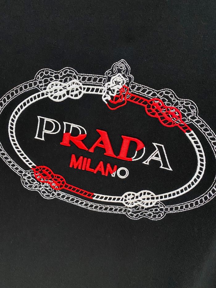 P*rada  Top Quality