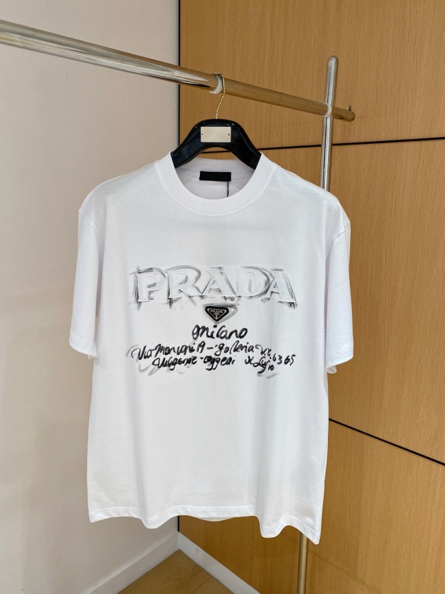 P*rada  Top Quality