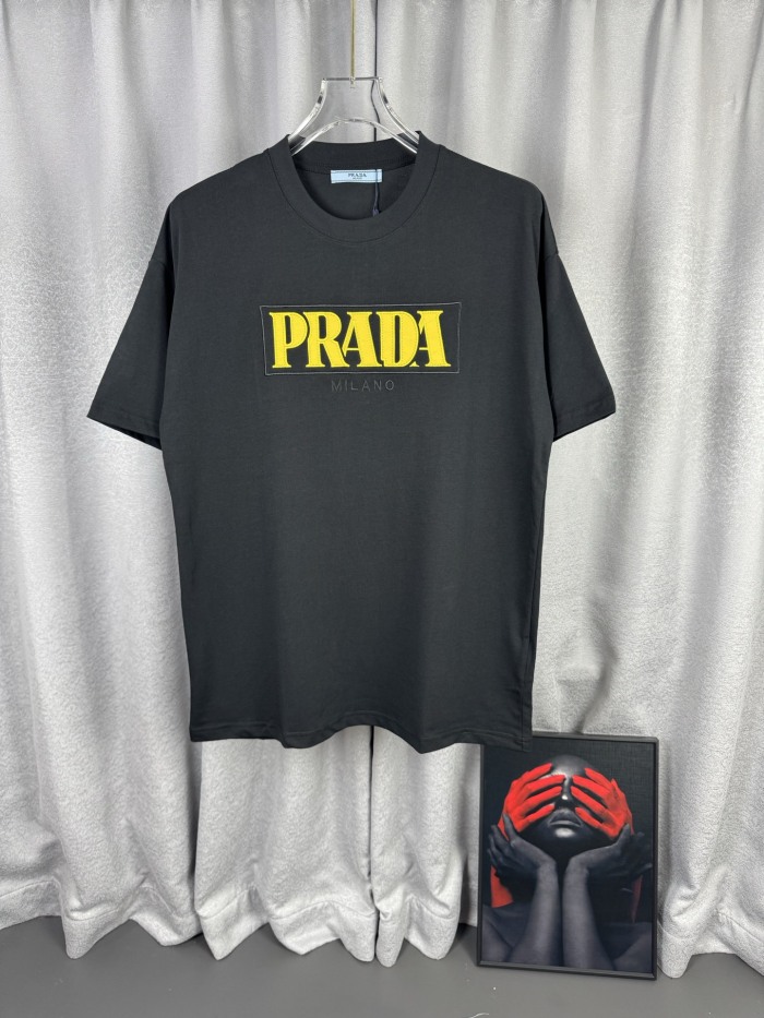 P*rada  Top Quality