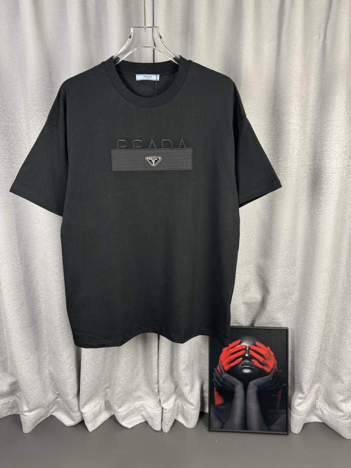 P*rada  Top Quality