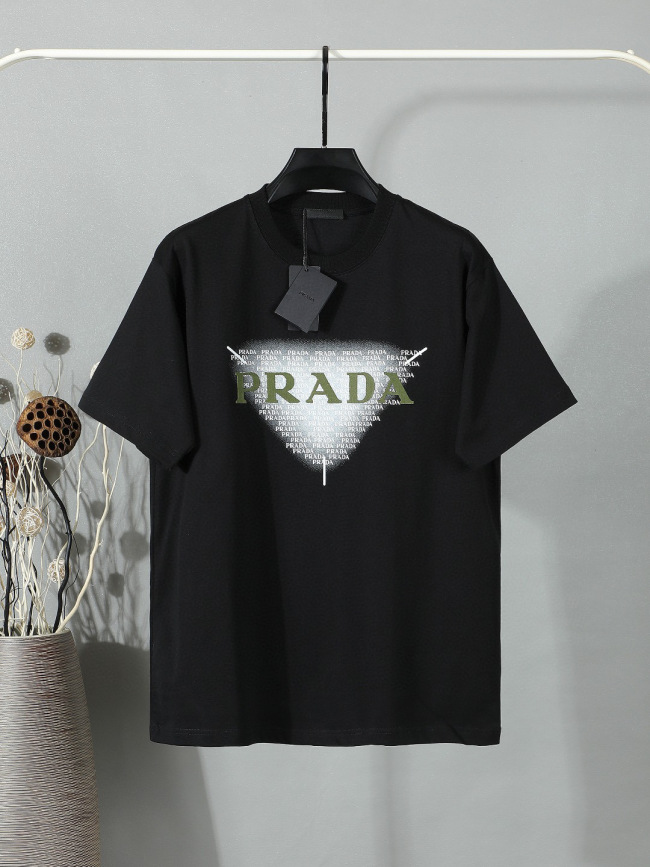 P*rada  Top Quality
