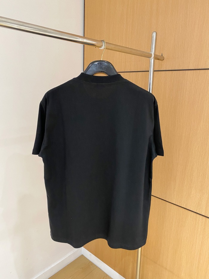P*rada  Top Quality