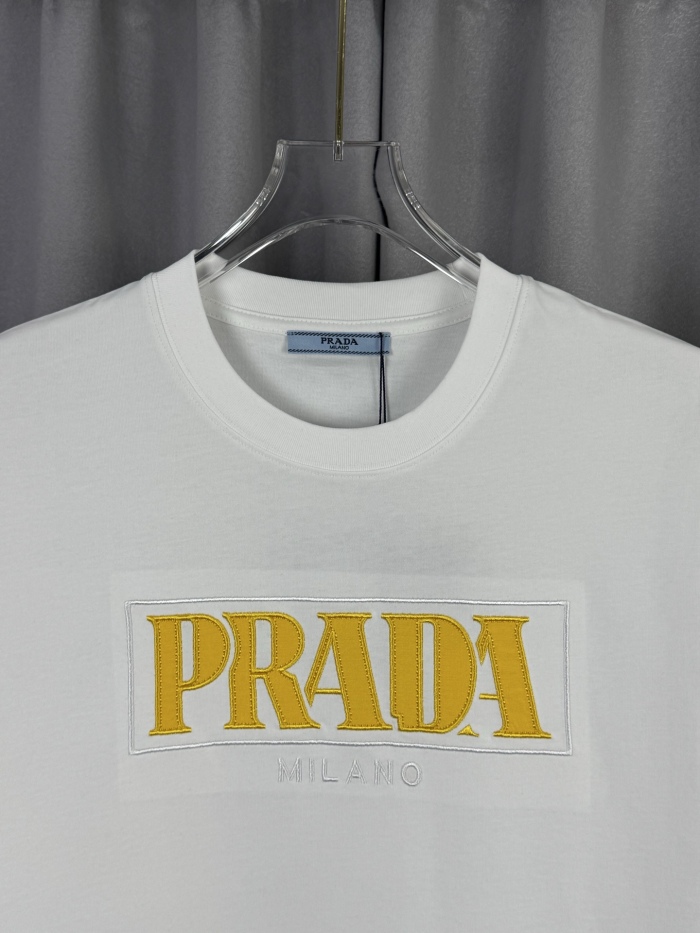P*rada  Top Quality