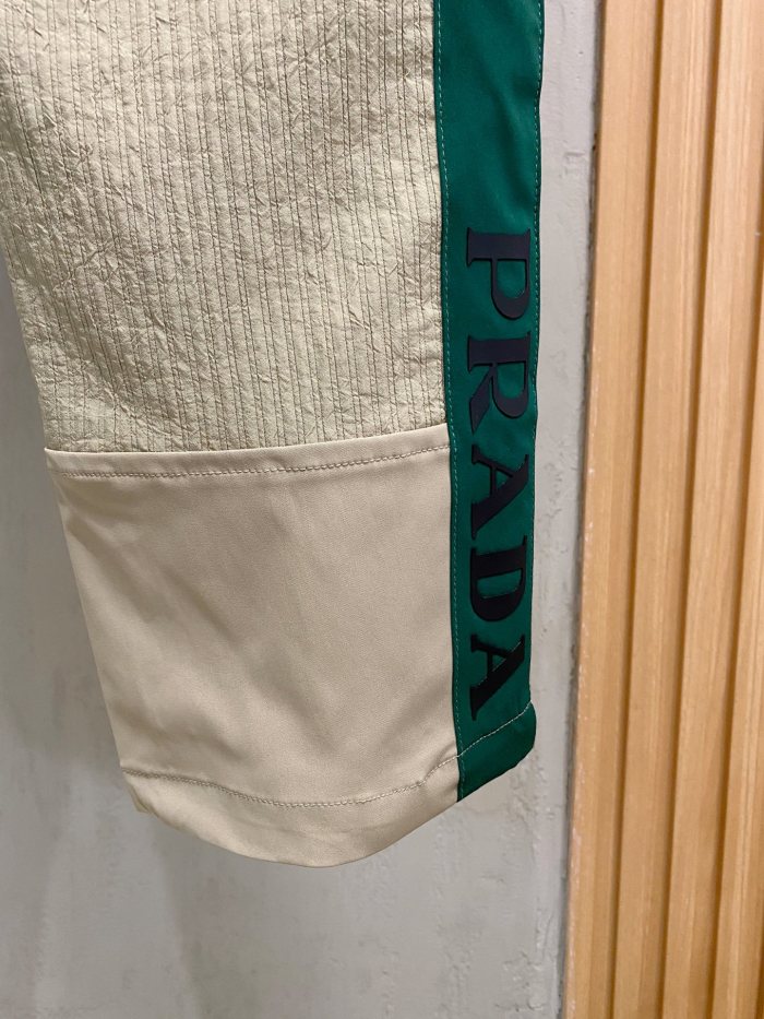 P*rada  Top Quality