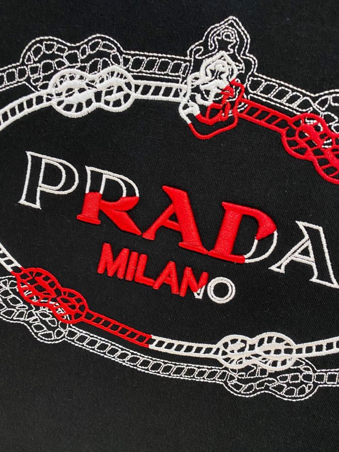 P*rada  Top Quality