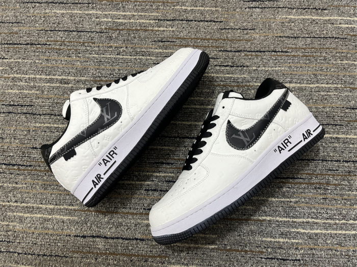 N*ike x  L*ouis V*uitton Top Sneakers