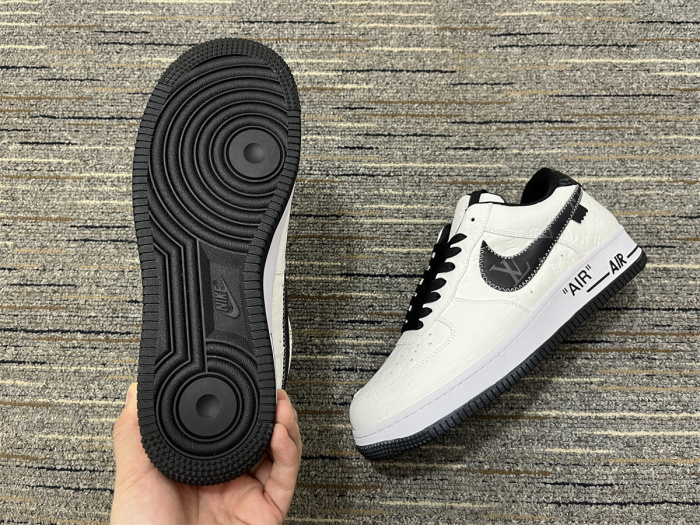 N*ike x  L*ouis V*uitton Top Sneakers