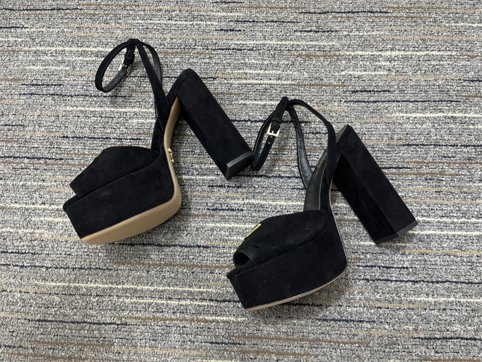 Women P*rada Top Quality Sandals