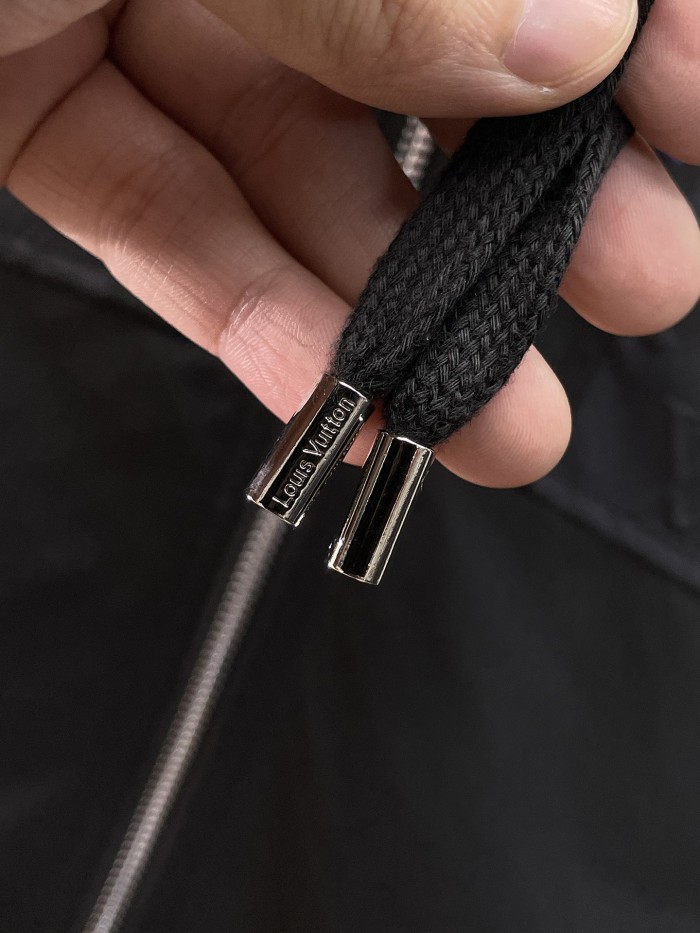 L*ouis V*uitton Top Quality