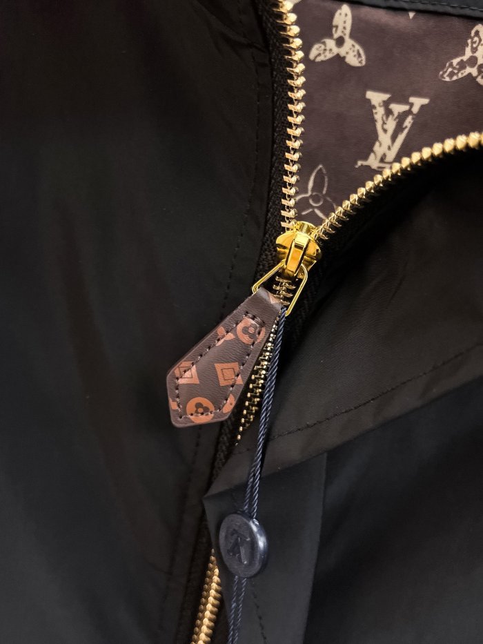 L*ouis V*uitton Top Quality