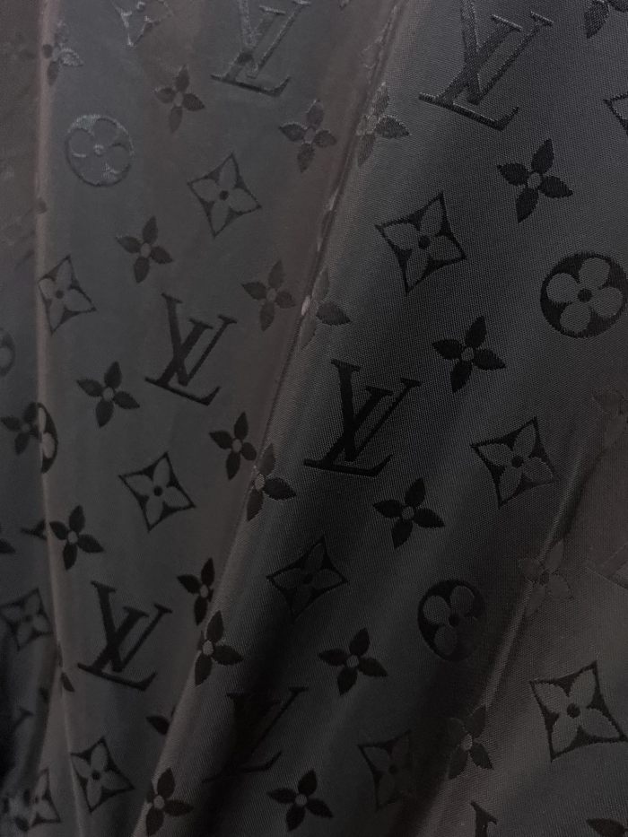 L*ouis V*uitton Top Quality