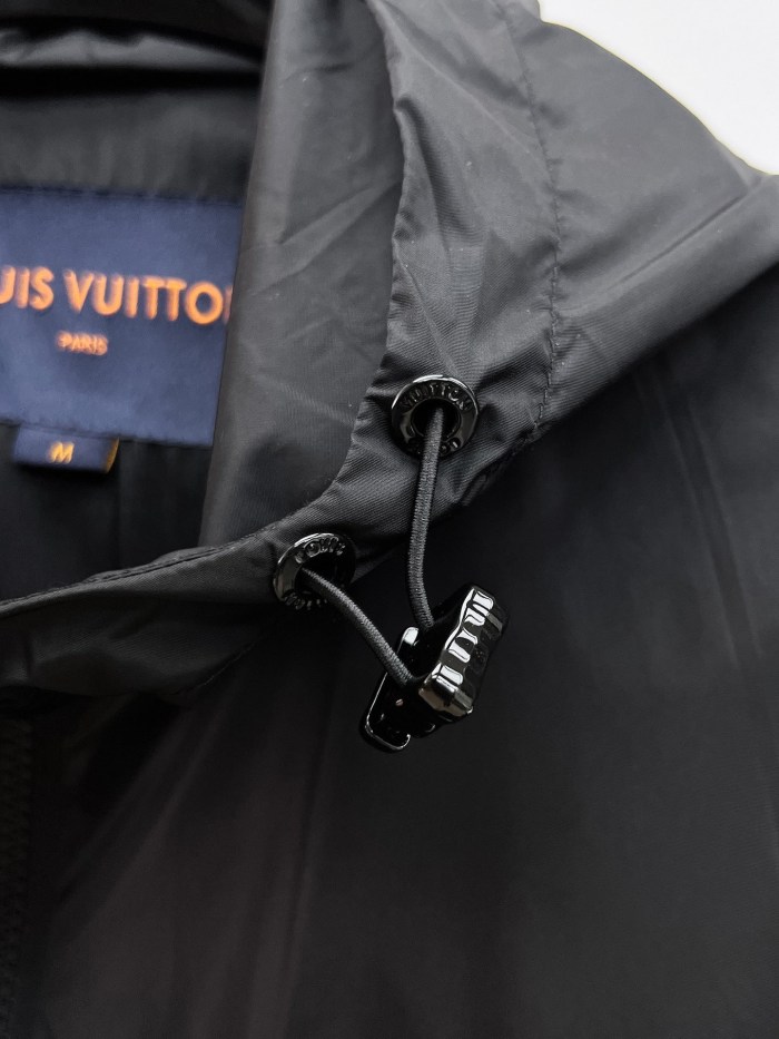 L*ouis V*uitton Top Quality