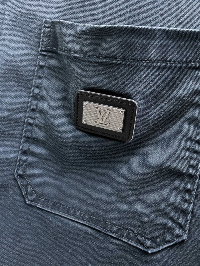 L*ouis V*uitton Top Quality