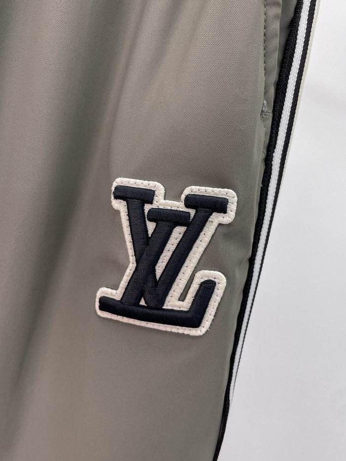 L*ouis V*uitton Top Quality