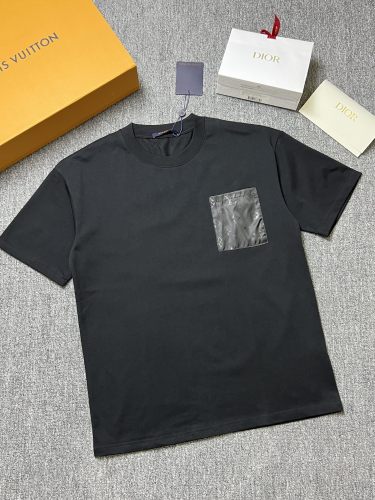 L*ouis V*uitton  Top Quality