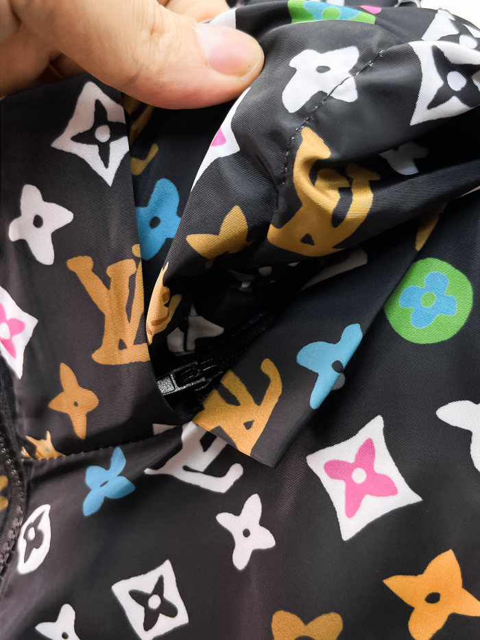 L*ouis V*uitton Top Quality