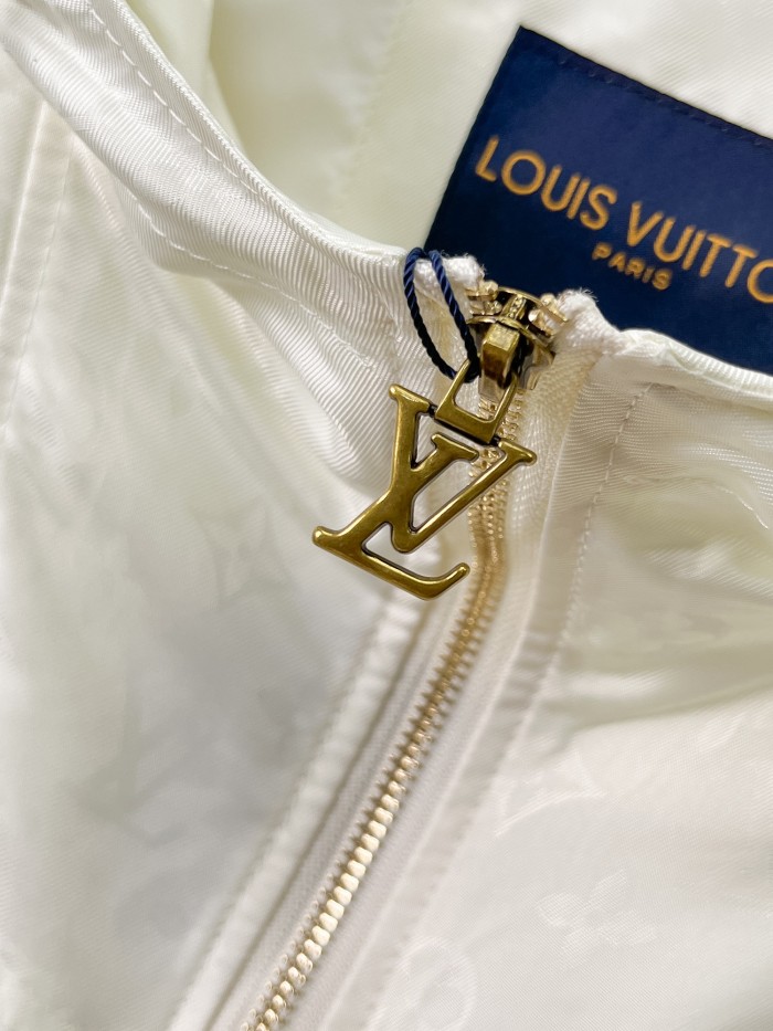 L*ouis V*uitton Top Quality