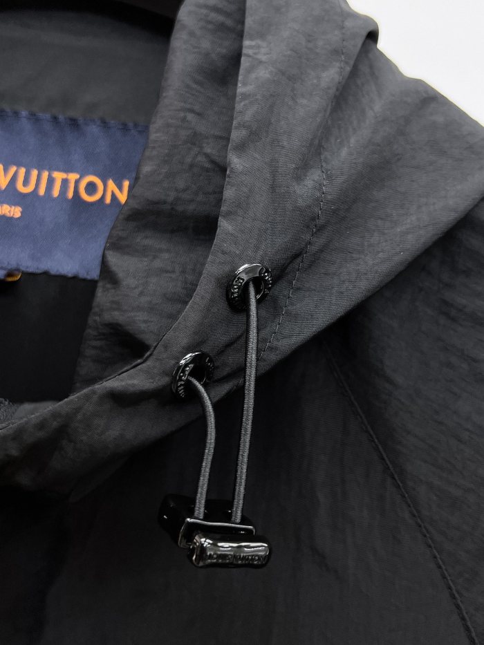 L*ouis V*uitton Top Quality