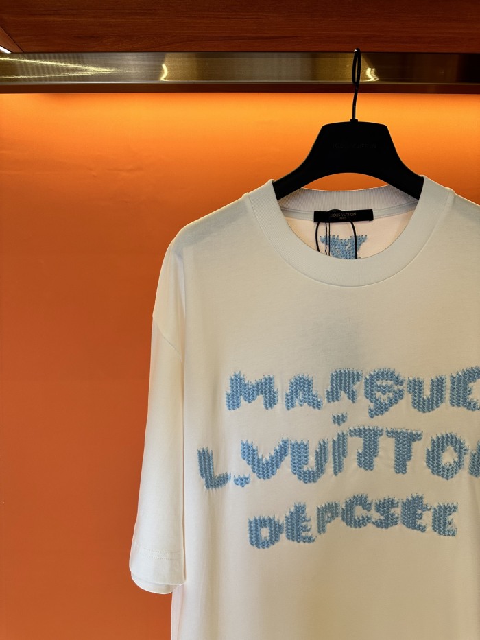L*ouis V*uitton  Top Quality