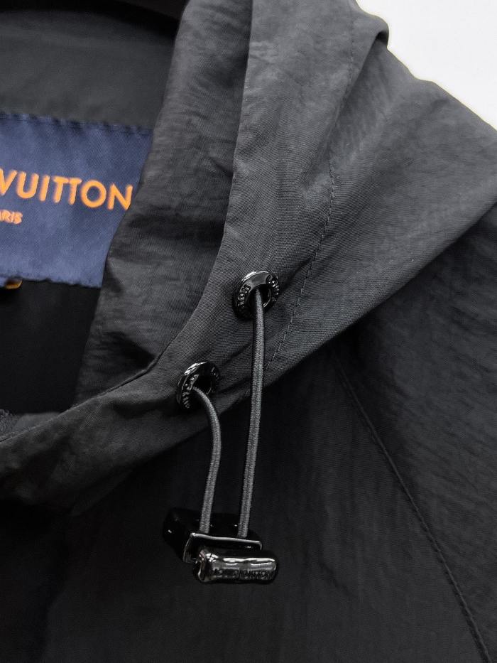 L*ouis V*uitton Top Quality