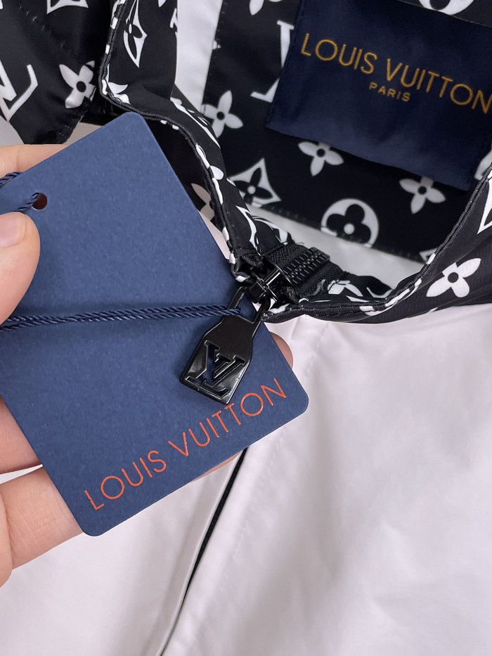 L*ouis V*uitton Top Quality