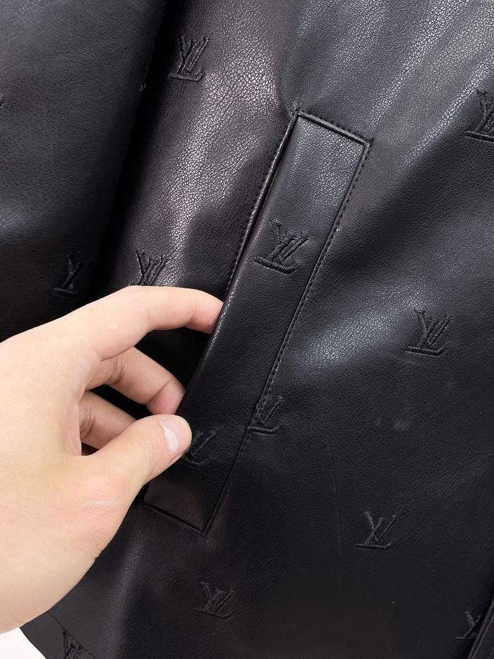 L*ouis V*uitton Top Quality