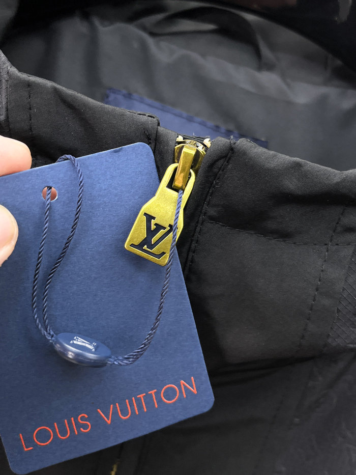 L*ouis V*uitton Top Quality