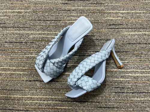 Women  B*ottega V*eneta  Top Sandals