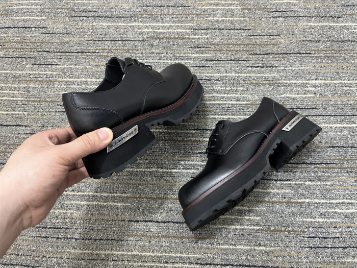 Men Women  B*alenciaga  Sneaker