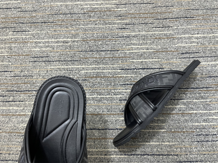 Men F*endi Top Sandals