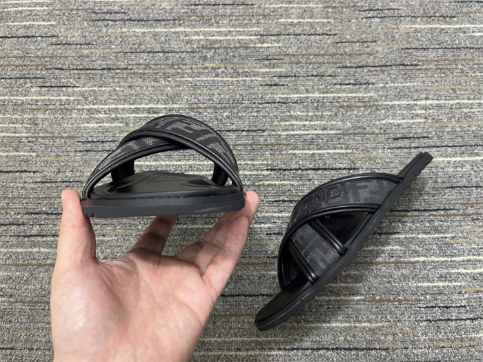 Men F*endi Top Sandals