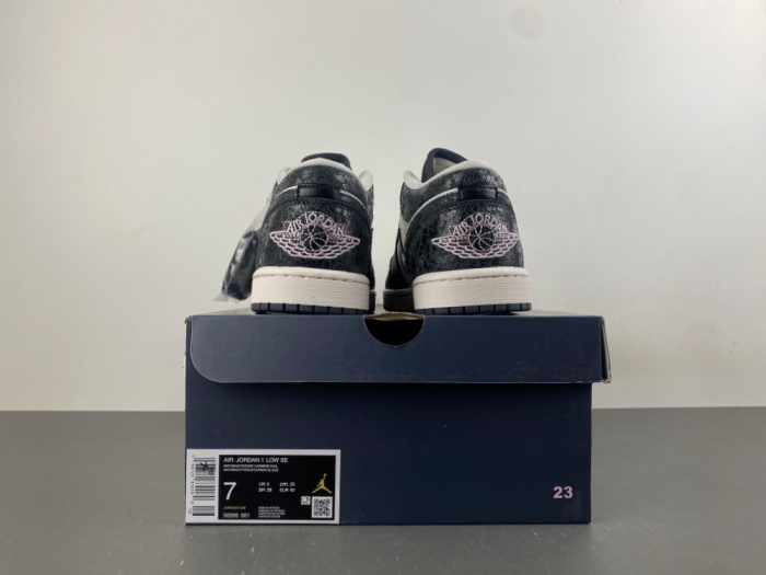 A*ir J*ordan 1 Low II0595-001