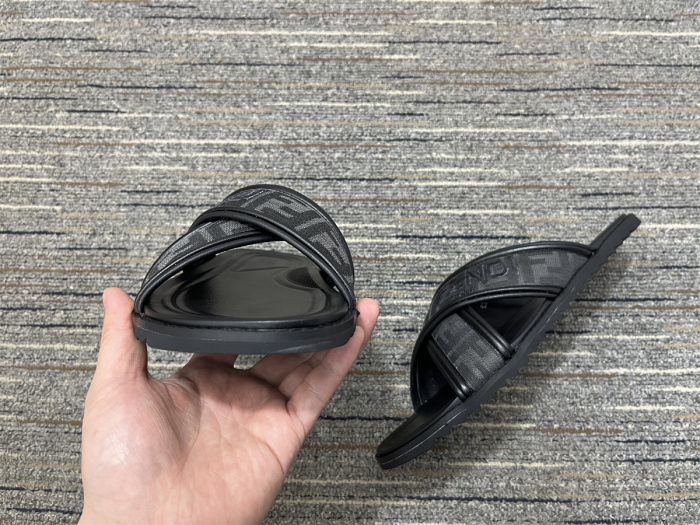 Men F*endi Top Sandals