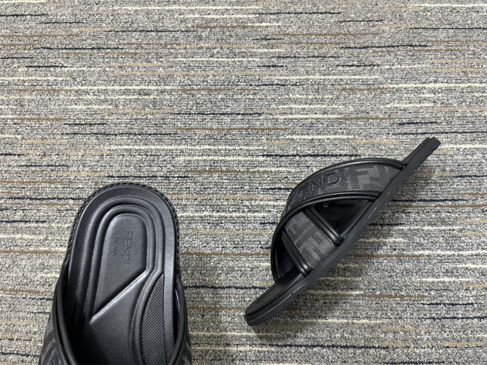 Men F*endi Top Sandals